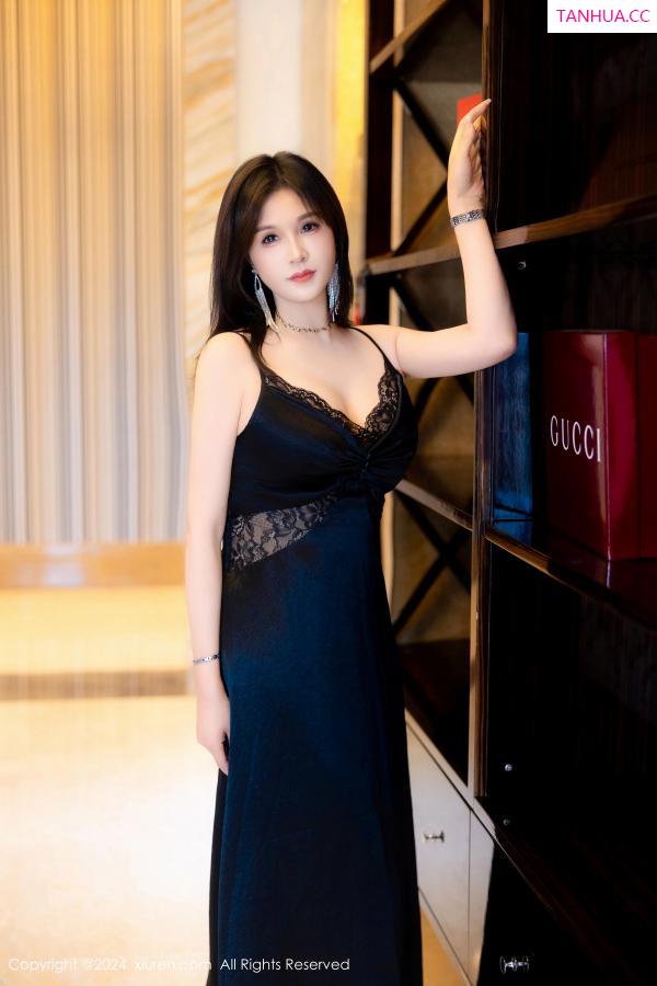   [XiuRen]高清写真图 2024.07.09 No.8825 水水姐 黑丝美腿第10张图片